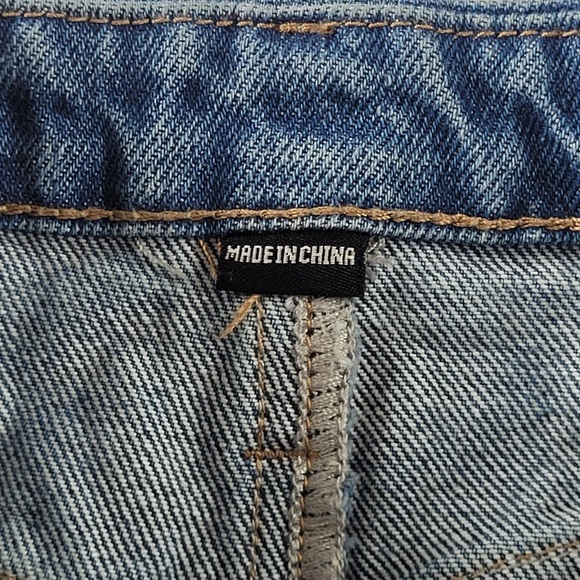 NWT Blank NYC Light Blue Jean Shorts size 27 - Picture 4 of 11